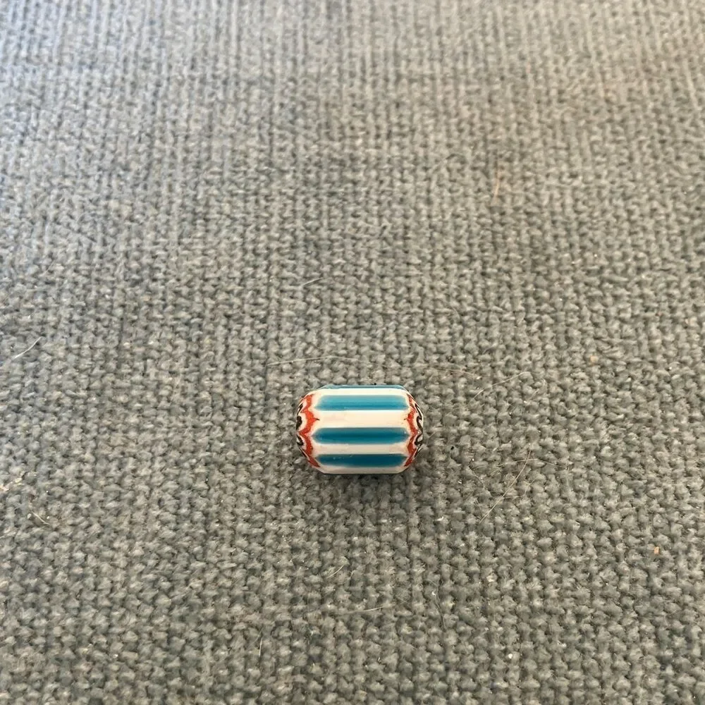 Bead